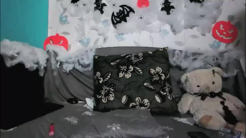 hotnicolle10 Cam Model Chat October 30, 2025