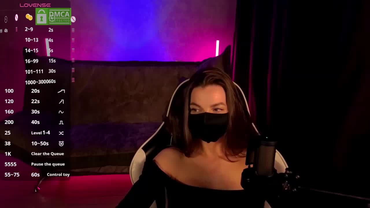 AliceFoXy Cam Model Chat October 30, 2025