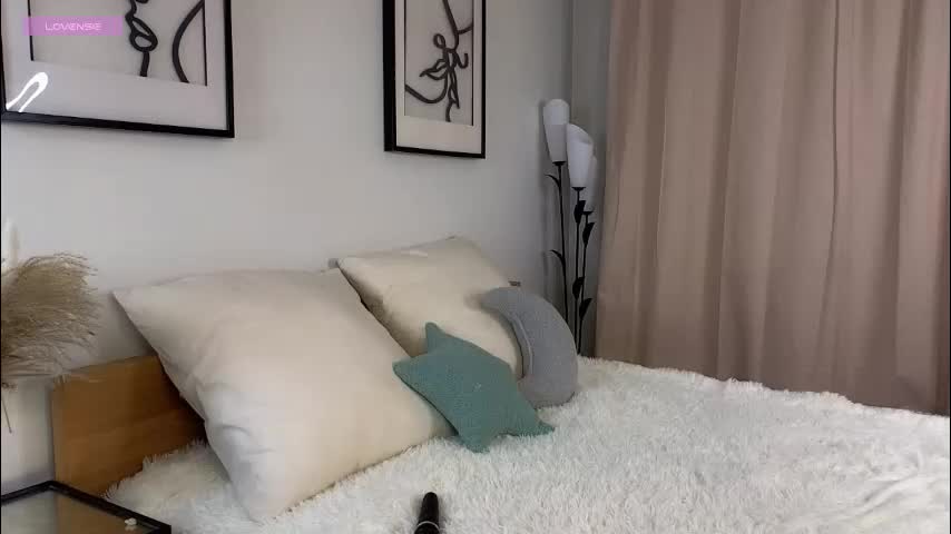 laureljarrar Cam Model Chat October 30, 2025