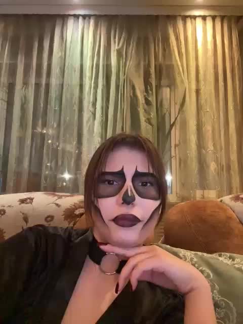 Bugz-Bunny Cam Model Chat October 30, 2025