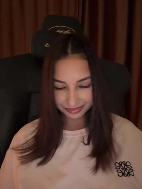 -kita- Cam Model Chat October 30, 2025