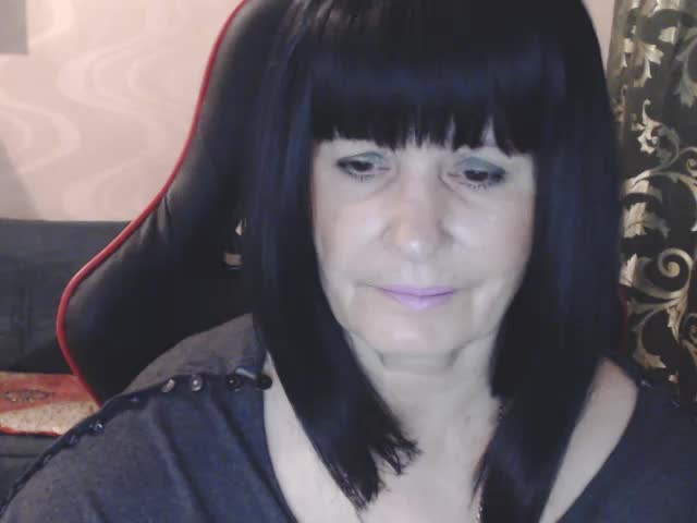 KatarinaGloss Cam Model Chat October 30, 2025