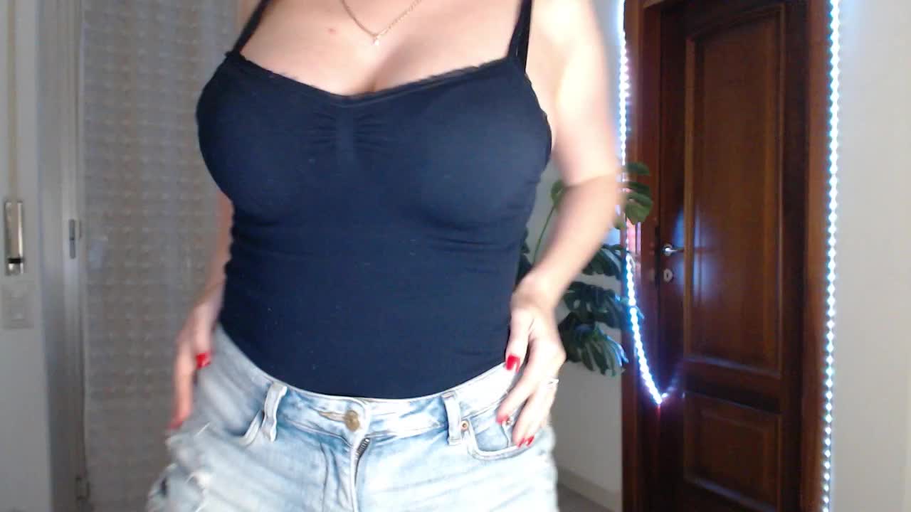 Alina-Lovely Cam Model Chat October 30, 2025