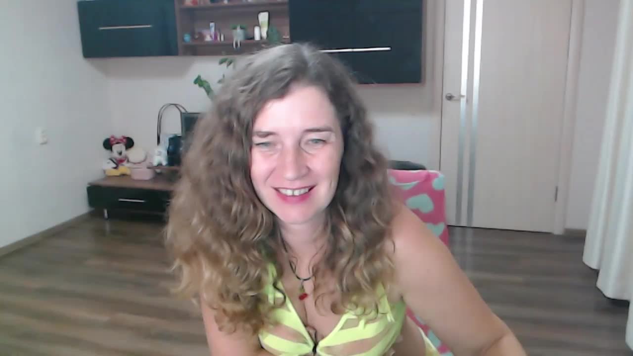 SophiaBoone Cam Model Chat October 31, 2025