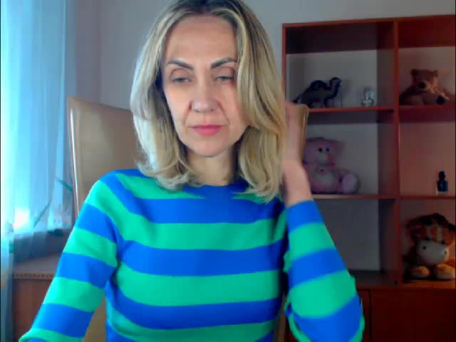 Tanya6547 Cam Model Chat October 31, 2025