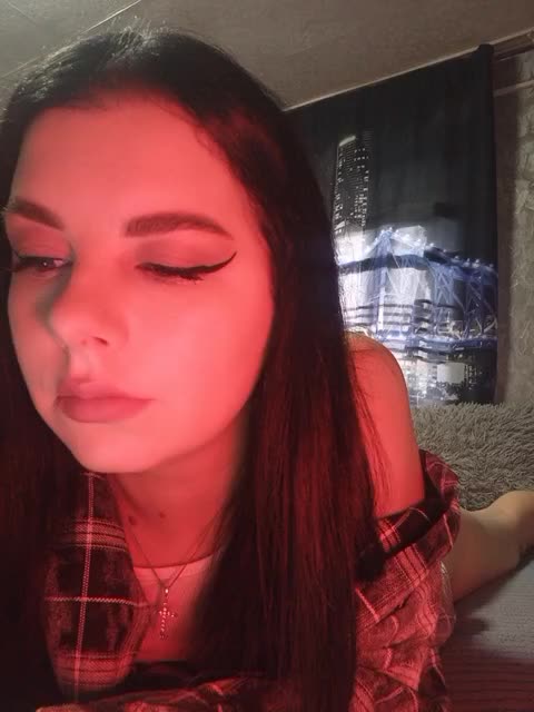 Nata17-1 Cam Model Chat October 31, 2025