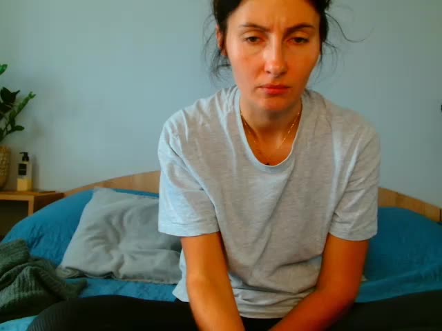 Irina9793 Cam Model Chat October 31, 2025