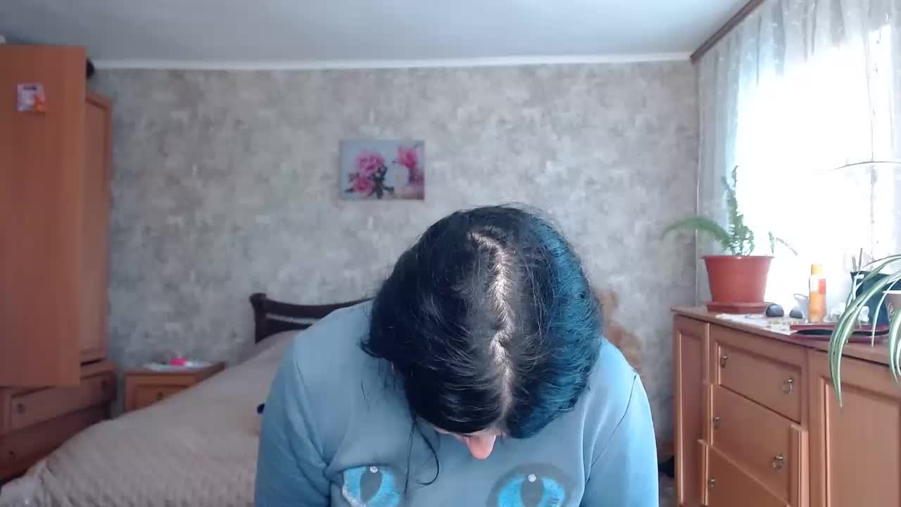 KristiWhite Cam Model Chat October 31, 2025