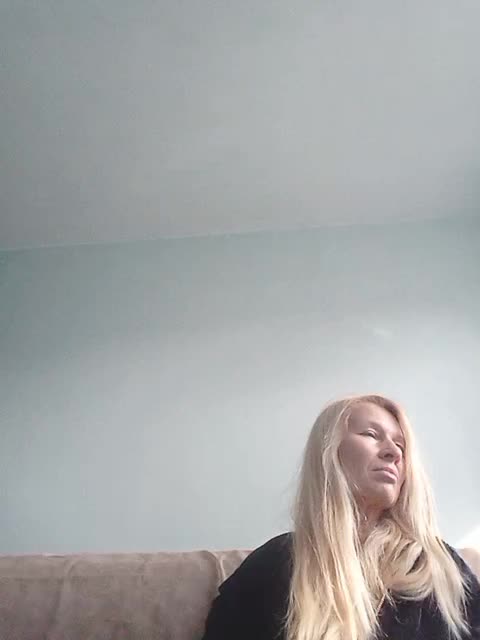 Victoria-sexi Cam Model Chat October 31, 2025