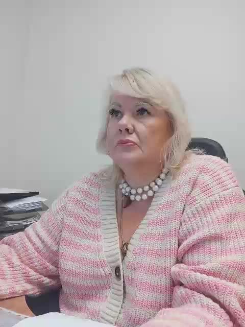 BESTija-1 Cam Model Chat October 31, 2025