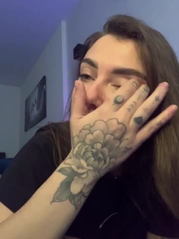 WILDGIRL Cam Model Chat October 31, 2025