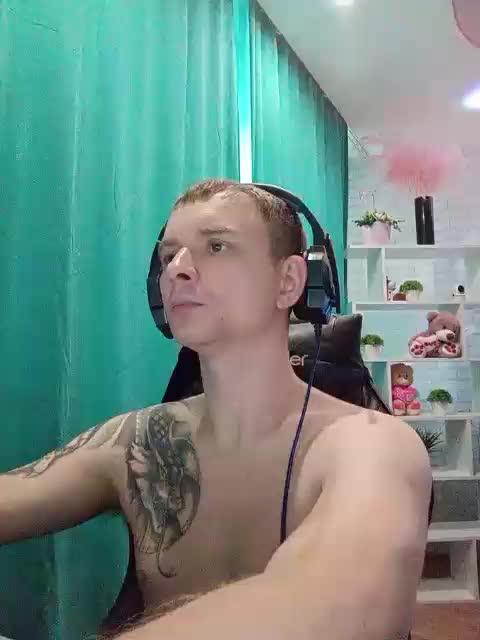 Niki233221 Cam Model Chat October 31, 2025