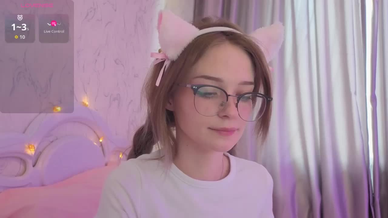 vialeta-baby Cam Model Chat October 31, 2025