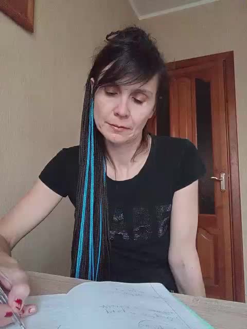 Hellenalonenochka Cam Model Chat October 31, 2025