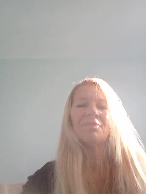 Victoria-sexi Cam Model Chat October 31, 2025