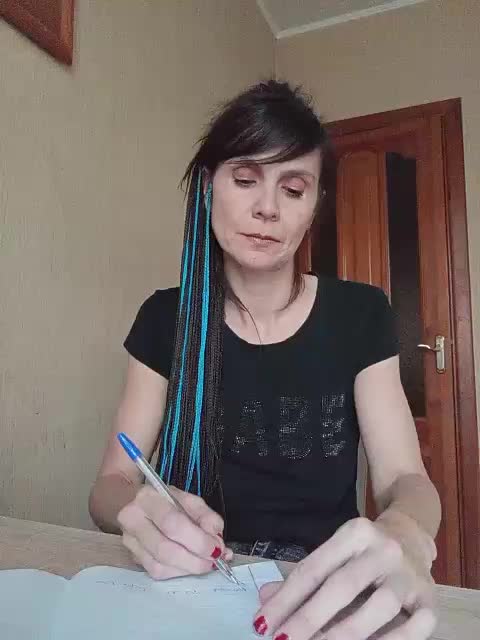 Hellenalonenochka Cam Model Chat October 31, 2025