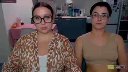 dreamteamgirls Cam Model Chat October 31, 2025
