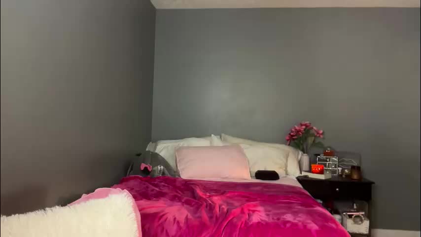iheartcassie2844 Cam Model Chat October 31, 2025