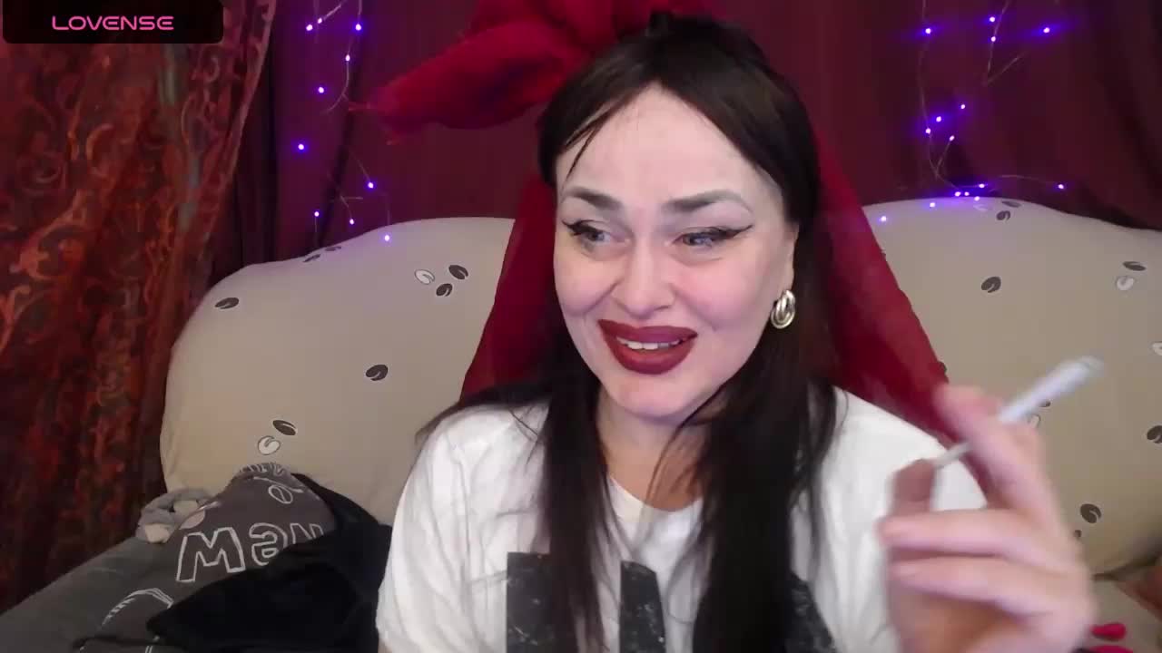 hotzlata Cam Model Chat October 31, 2025