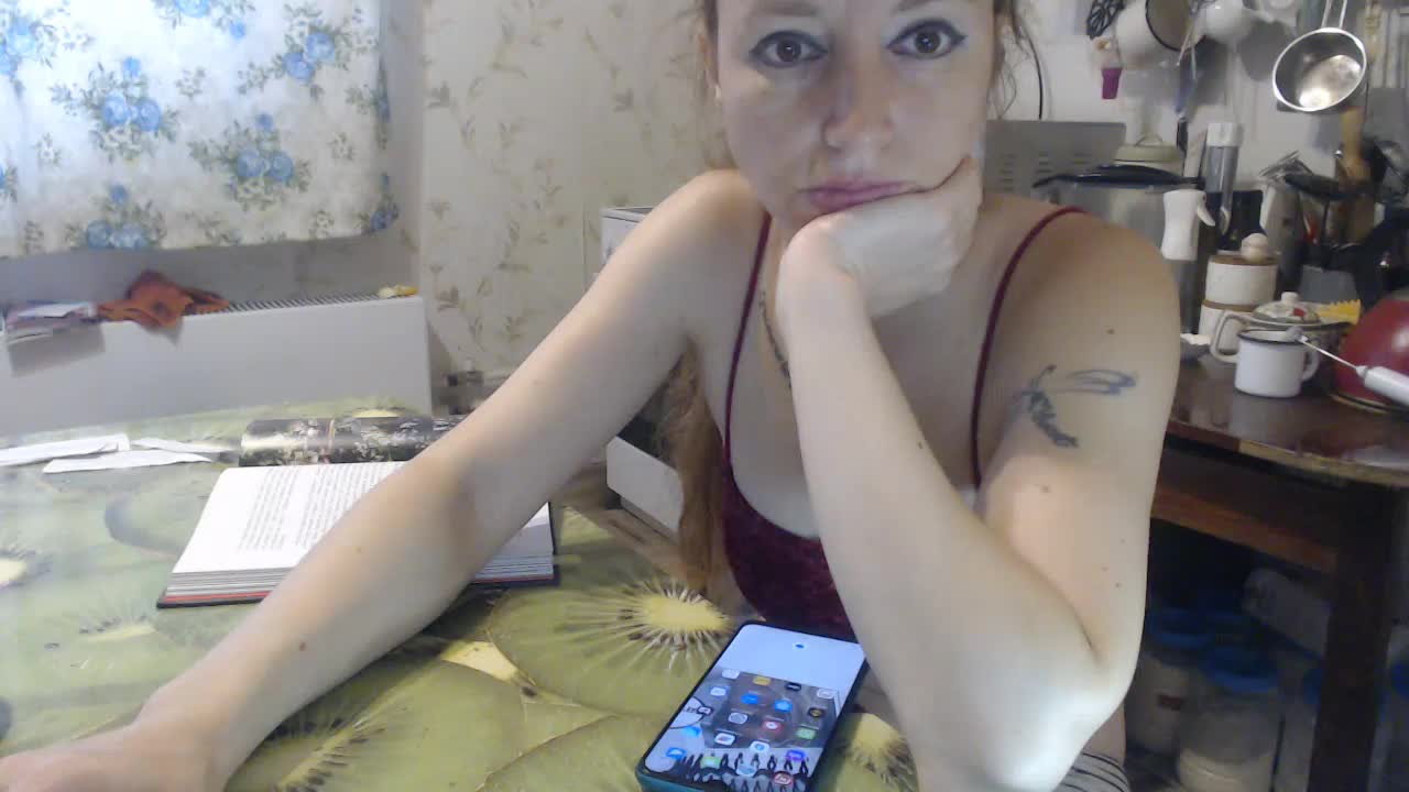 berry252 Cam Model Chat October 31, 2025