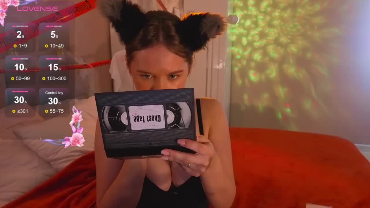 MiaLuw Cam Model Chat October 31, 2025