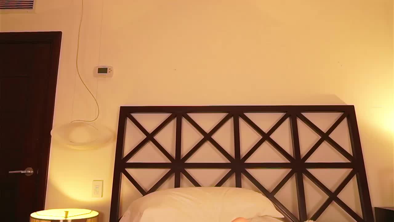 LunaMystyque Cam Model Chat October 31, 2025