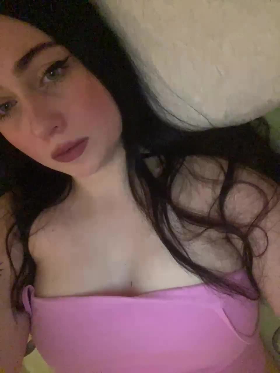 your_other_half Cam Model Chat October 31, 2025