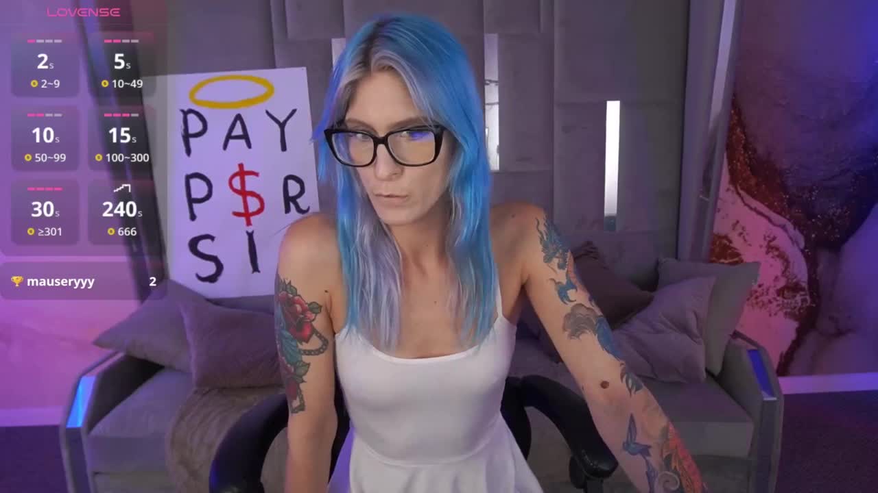 CassandraStars Cam Model Chat October 31, 2025