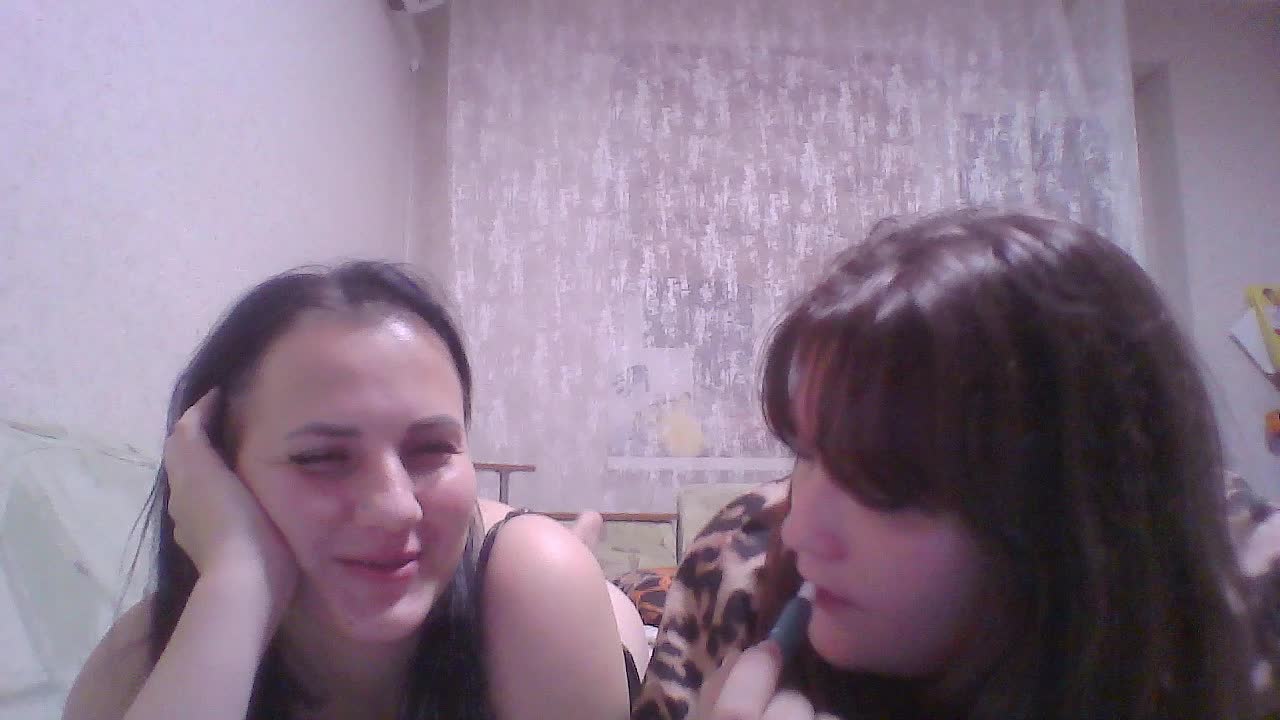 Yxoooeiy Cam Model Chat October 31, 2025