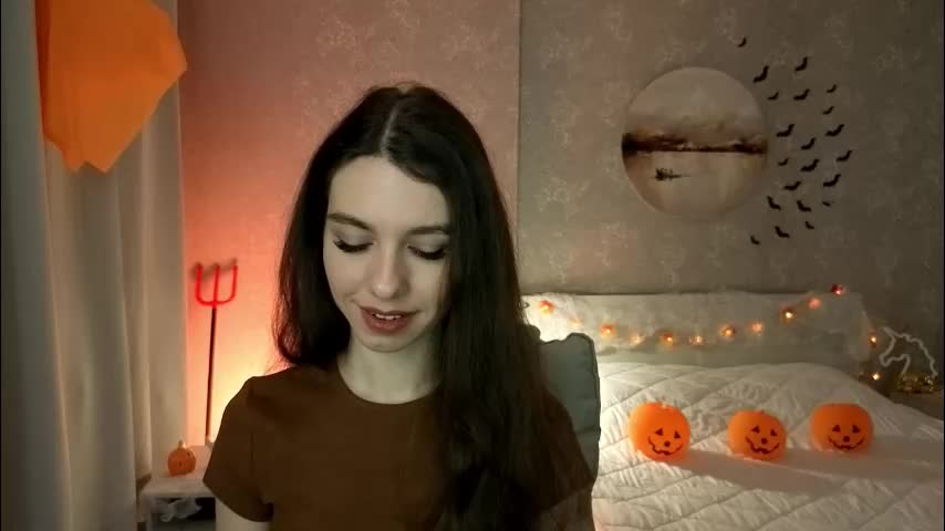 softwine Cam Model Chat October 31, 2025