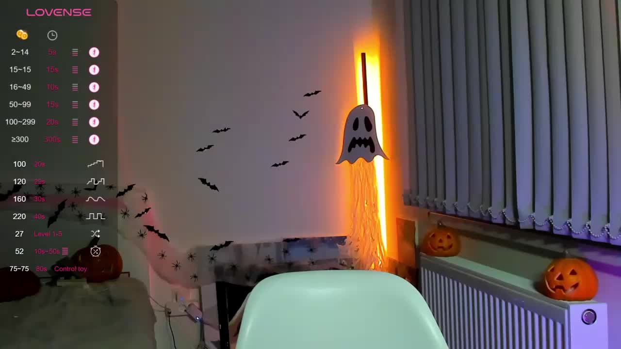 AndreaBlossom Cam Model Chat October 31, 2025