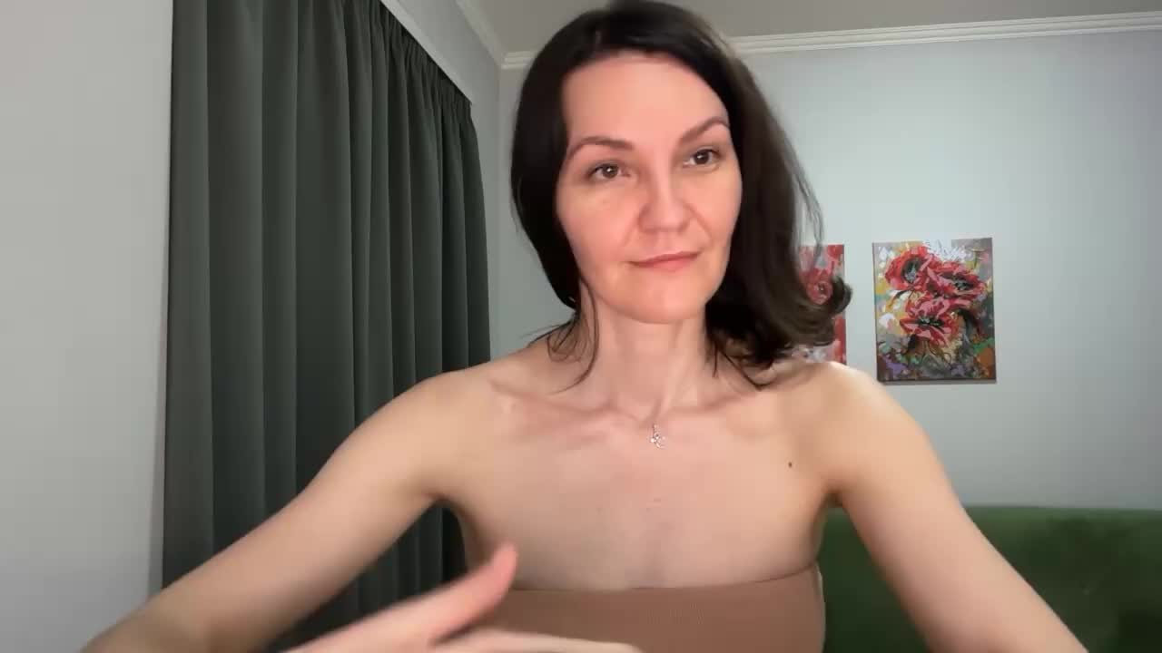 _lastochka_ Cam Model Chat October 31, 2025