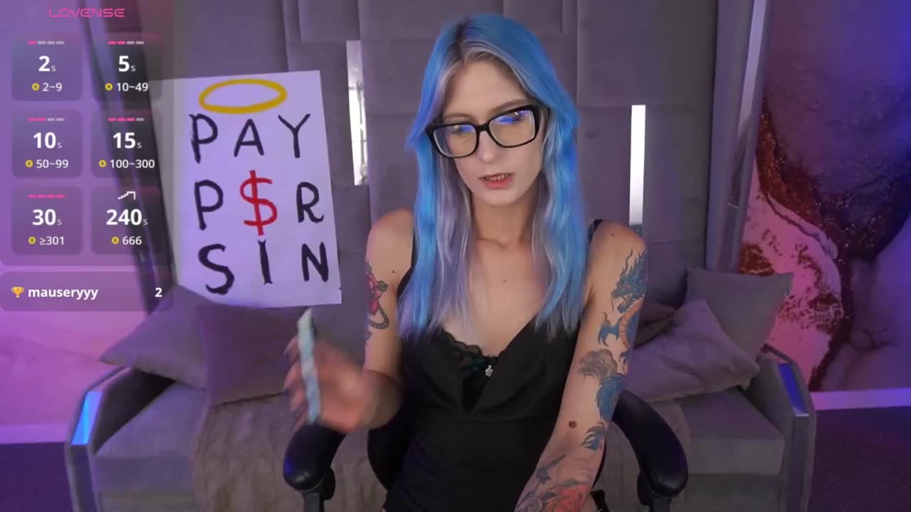 CassandraStars Cam Model Chat October 31, 2025