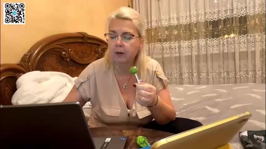 galatea_2025 Cam Model Chat October 31, 2025