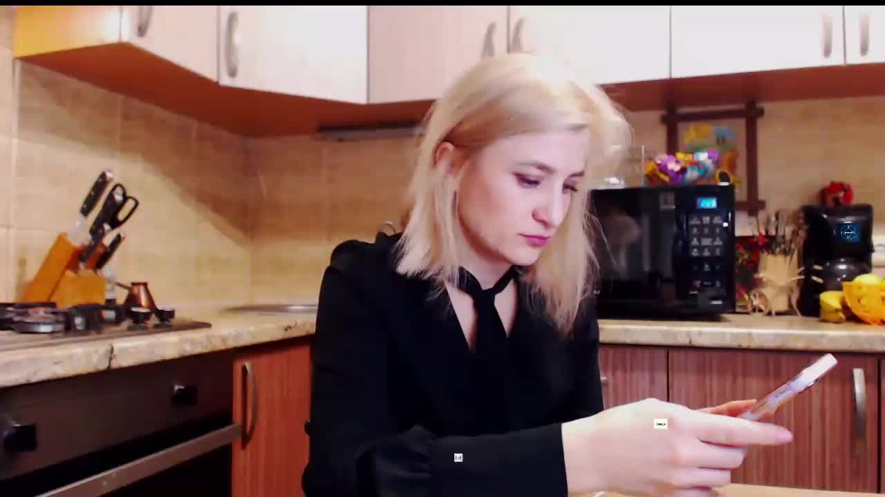 Ale4kaxx Cam Model Chat October 31, 2025