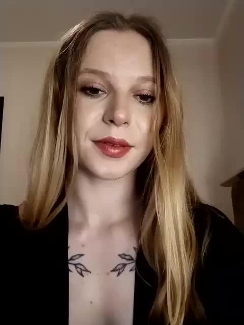 1biscuit1 Cam Model Chat October 31, 2025