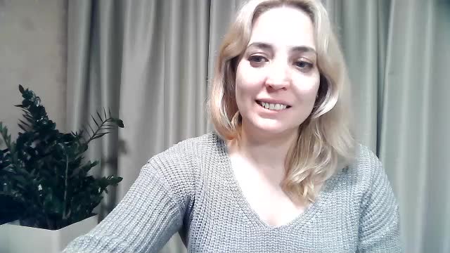 mariska-kiska Cam Model Chat October 31, 2025