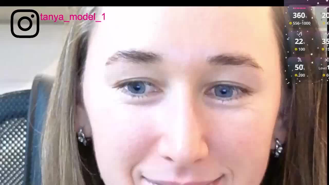 --MODEL--1 Cam Model Chat October 31, 2025