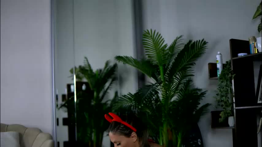 vivianestein Cam Model Chat October 31, 2025