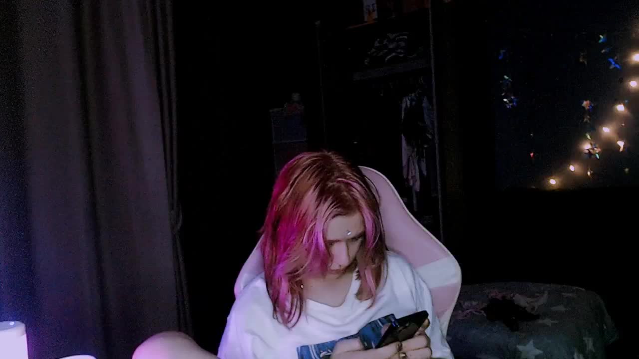 mymoonstar Cam Model Chat October 31, 2025