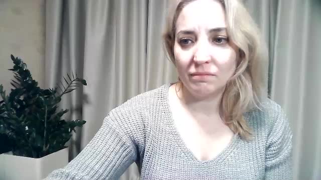 mariska-kiska Cam Model Chat October 31, 2025