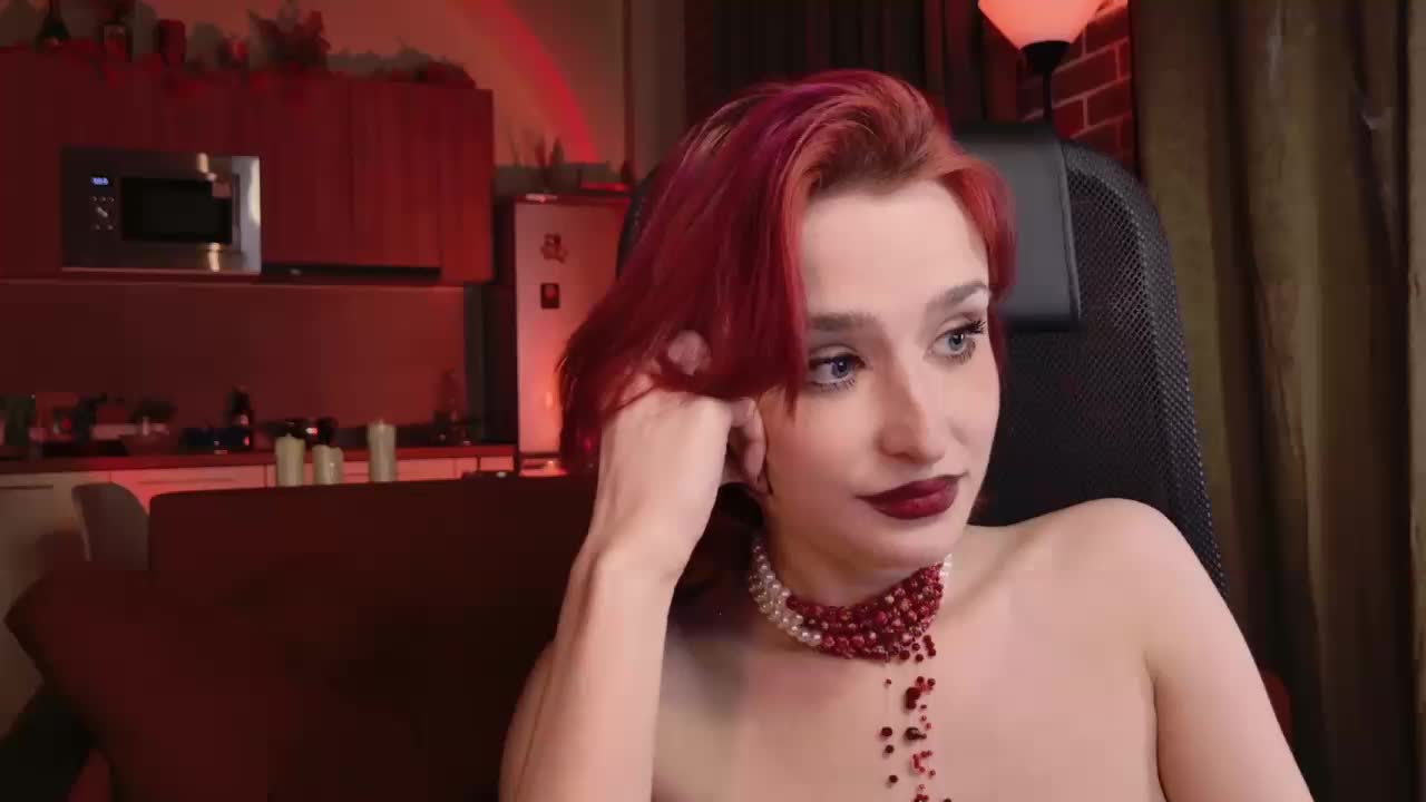 lunelucy Cam Model Chat October 31, 2025