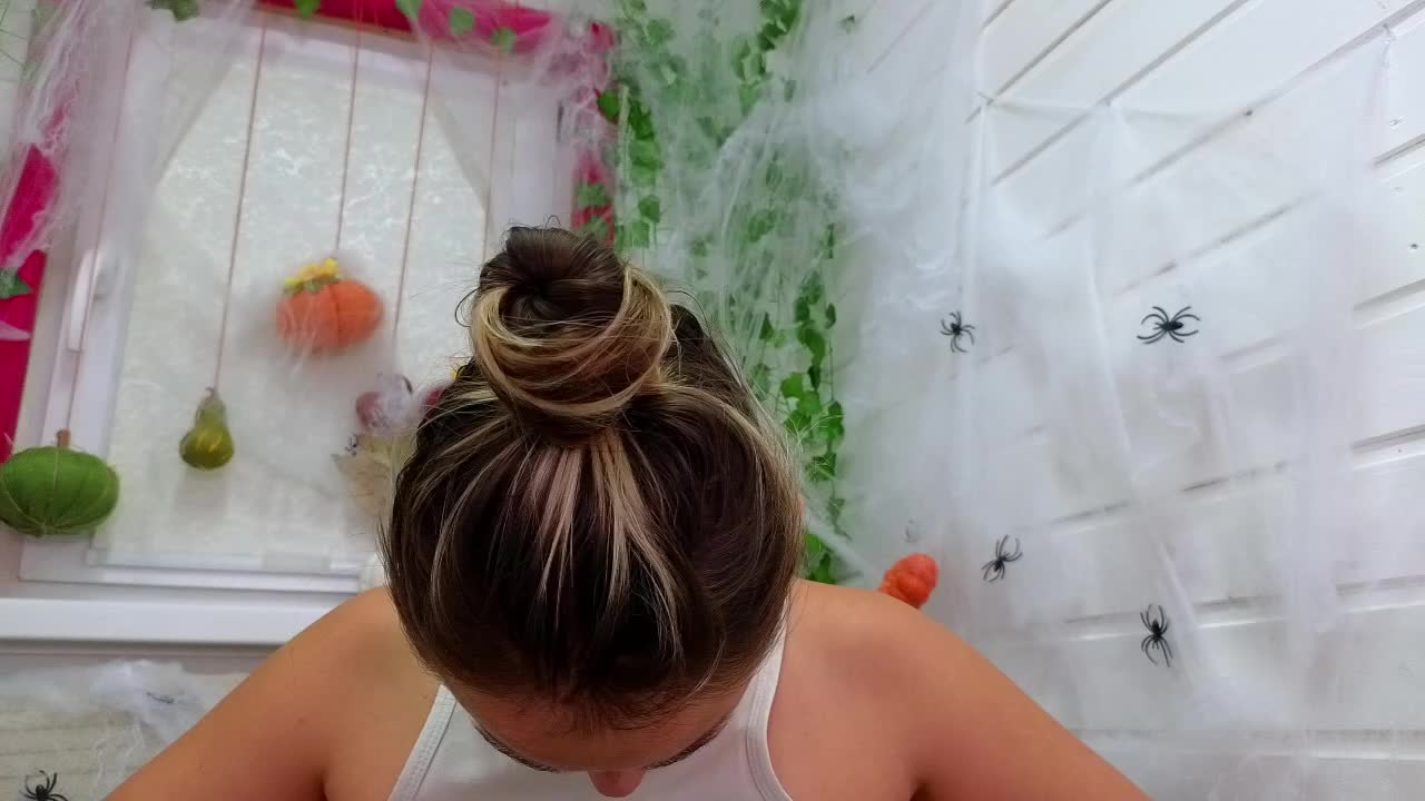 misss-vikki Cam Model Chat October 31, 2025