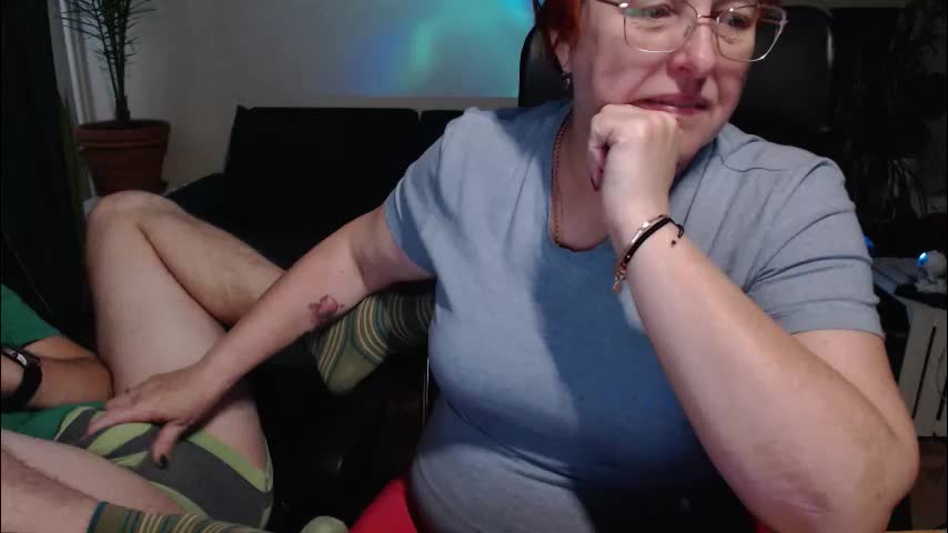 joannaandneighbour Cam Model Chat October 31, 2025