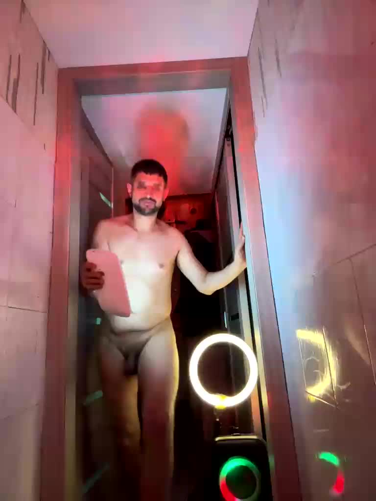 VIP17CoupleDream Cam Model Chat October 31, 2025