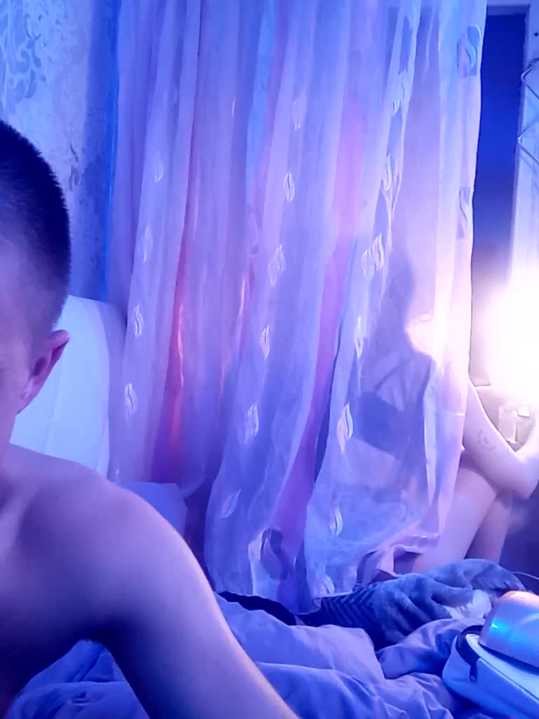 xhot-tandem-a-lx Cam Model Chat October 31, 2025