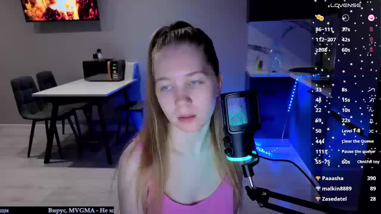 Vita-min-4ik Cam Model Chat October 31, 2025