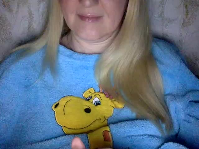 BlondyVio Cam Model Chat October 31, 2025