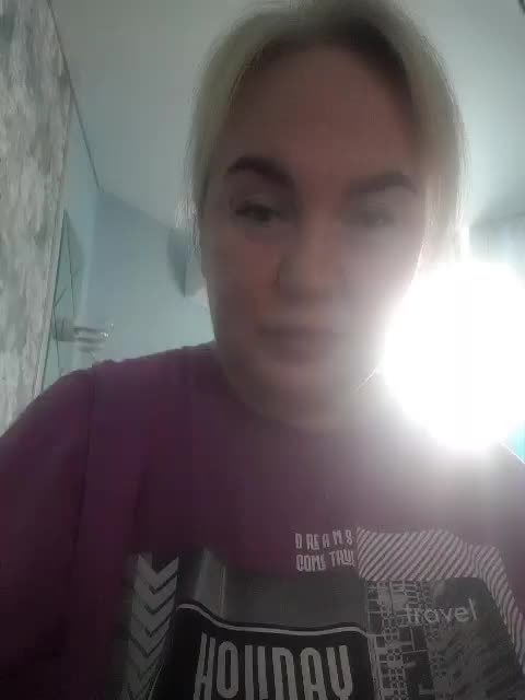 MadisonLove Cam Model Chat October 31, 2025