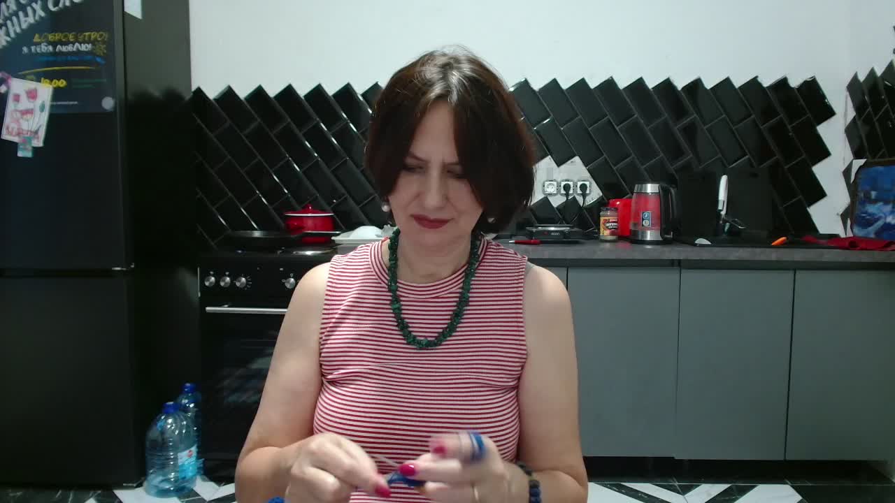 ANGELALADI Cam Model Chat October 31, 2025